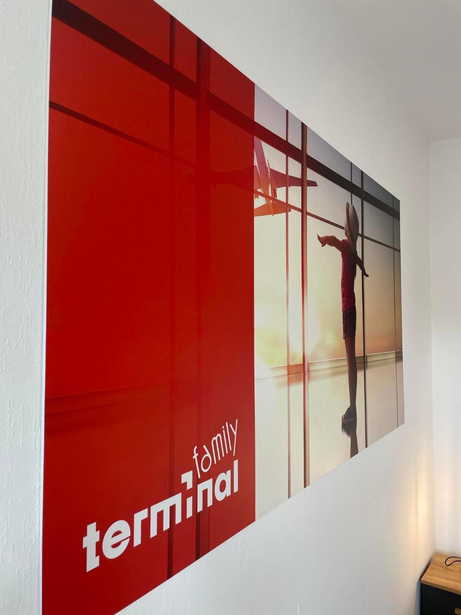Terminal Family Airport Hostel Πόζναν Εξωτερικό φωτογραφία